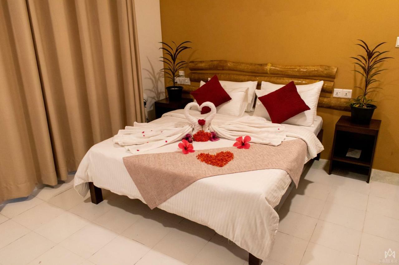 The Castaway Retreat Hotel Feridhoo Ngoại thất bức ảnh